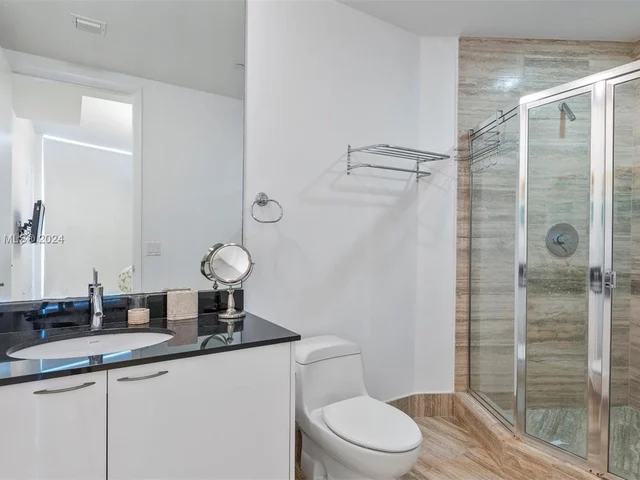 15901 Collins Ave # 2303, Sunny Isles Beach FL 33160