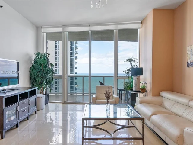 15901 Collins Ave # 2303, Sunny Isles Beach FL 33160