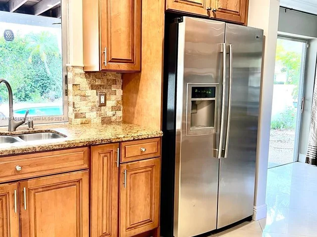 3228 NW 120th Ave, Coral Springs FL 33065