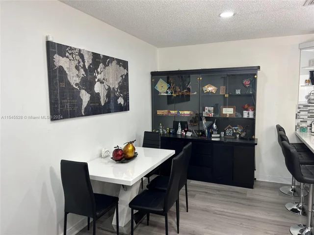 6878 NW 173rd Dr # 905, Hialeah FL 33015