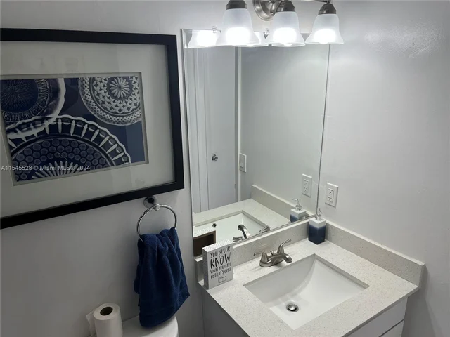 6878 NW 173rd Dr # 905, Hialeah FL 33015