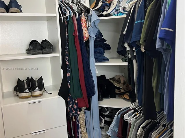 6878 NW 173rd Dr # 905, Hialeah FL 33015