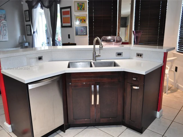 4849 NW 108th Path # 0, Doral FL 33178