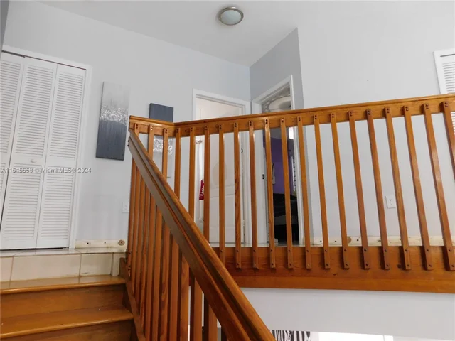 15712 SW 90th Ter, Miami FL 33196