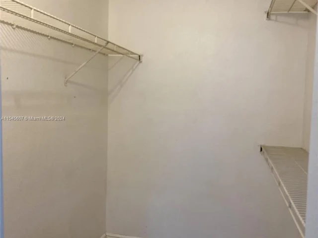 4350 NW 107 AV # 108, Doral FL 33178