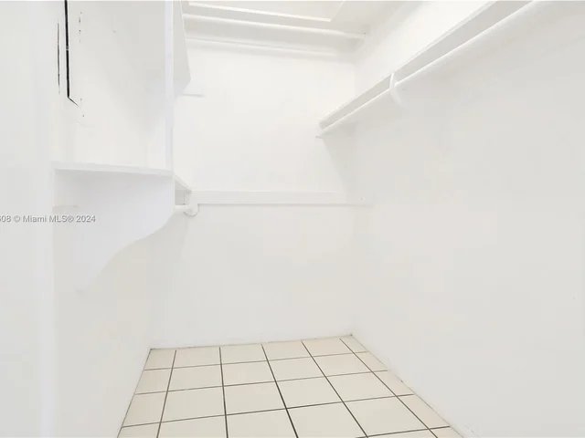 1850 Meridian Ave # 8, Miami Beach FL 33139