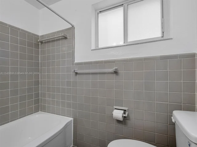 1850 Meridian Ave # 8, Miami Beach FL 33139