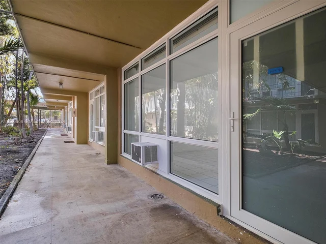 1850 Meridian Ave # 8, Miami Beach FL 33139