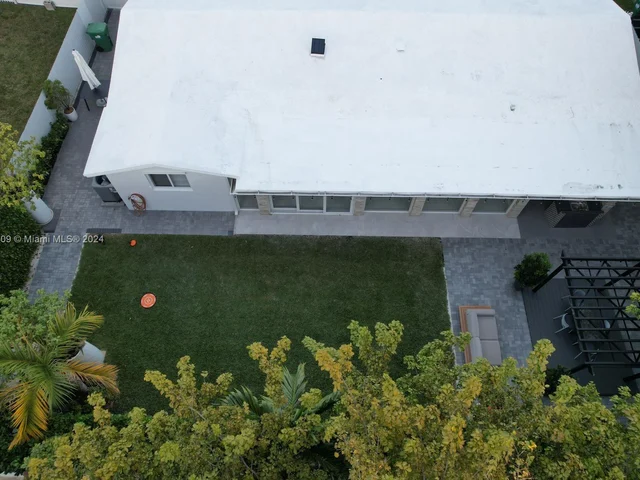 7632 SW 96th Ct # 1, Miami FL 33173