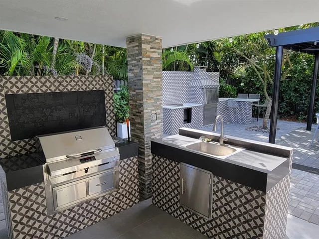 7632 SW 96th Ct # 1, Miami FL 33173