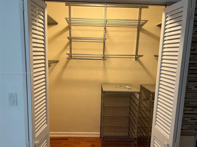 7632 SW 96th Ct # 1, Miami FL 33173