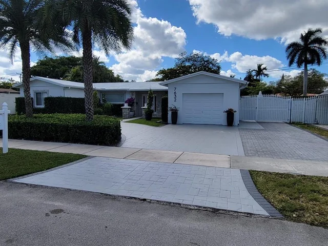 7632 SW 96th Ct # 1, Miami FL 33173