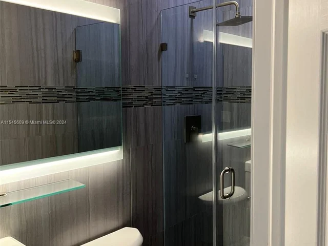 7632 SW 96th Ct # 1, Miami FL 33173