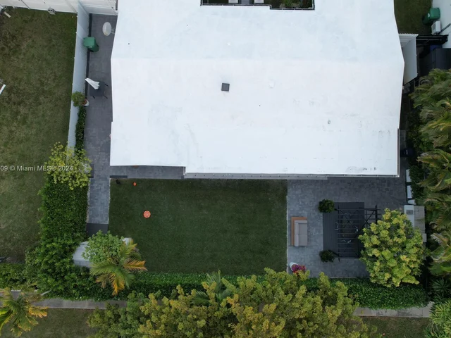 7632 SW 96th Ct # 1, Miami FL 33173