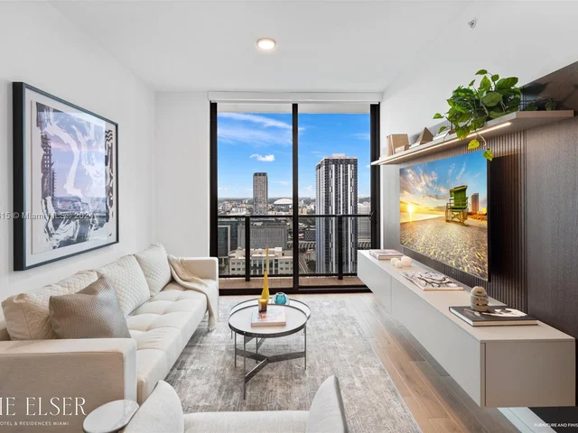 398 NE 5th St # 3901, Miami FL 33132