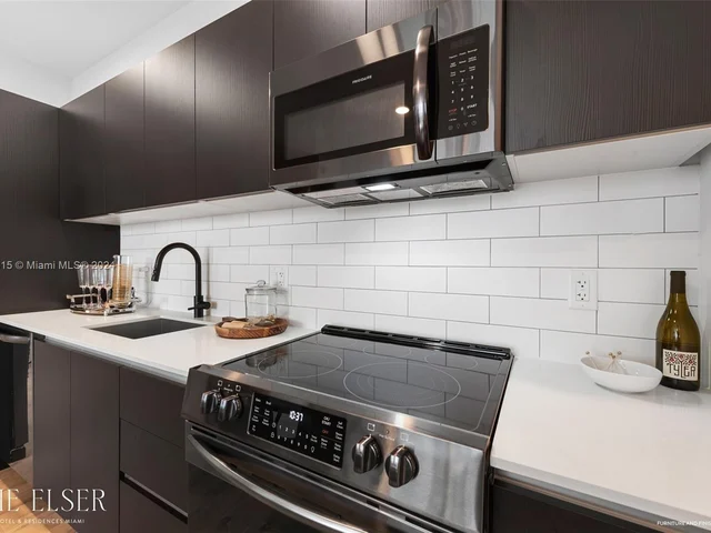 398 NE 5th St # 3901, Miami FL 33132