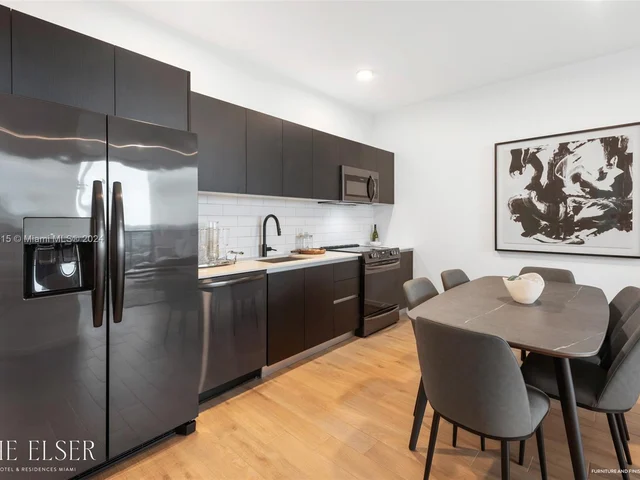 398 NE 5th St # 3901, Miami FL 33132