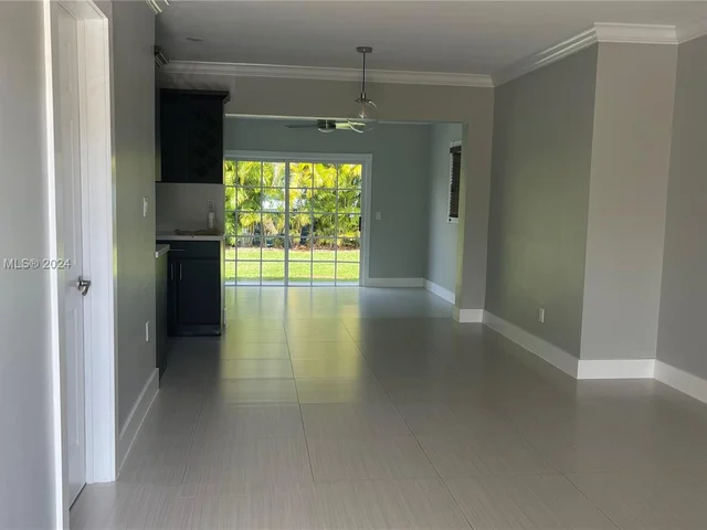 11845 SW 190th Ter, Miami FL 33177