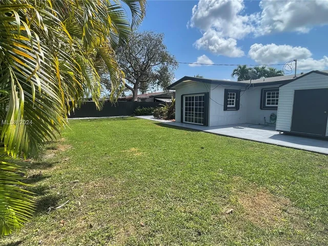 11845 SW 190th Ter, Miami FL 33177