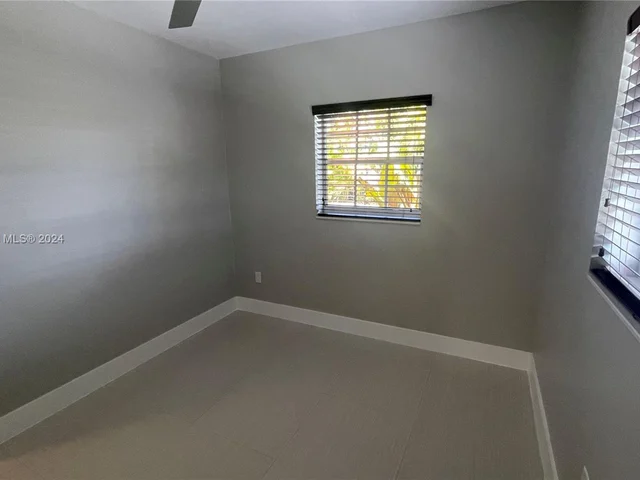 11845 SW 190th Ter, Miami FL 33177