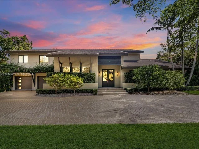 371 Isla Dorada Blvd, Coral Gables FL 33143