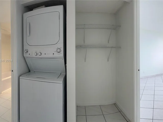 290 174th St # 1612, Sunny Isles Beach FL 33160