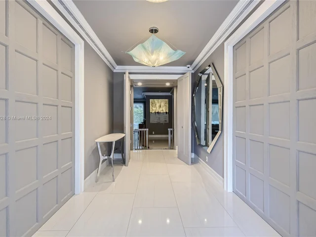 17552 E Fieldbrook Cir E, Boca Raton FL 33496