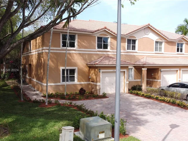 2291 NW 99th Way # 2291, Sunrise FL 33322