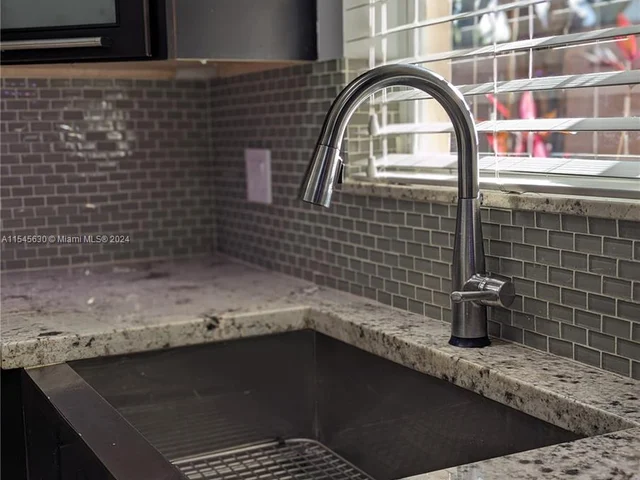 2291 NW 99th Way # 2291, Sunrise FL 33322