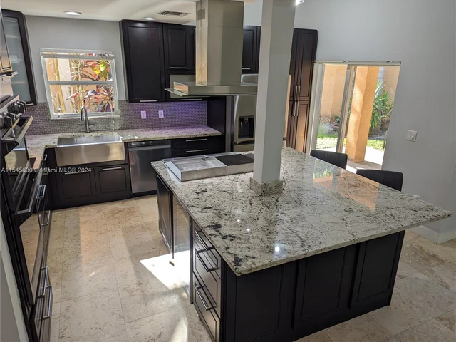 2291 NW 99th Way # 2291, Sunrise FL 33322