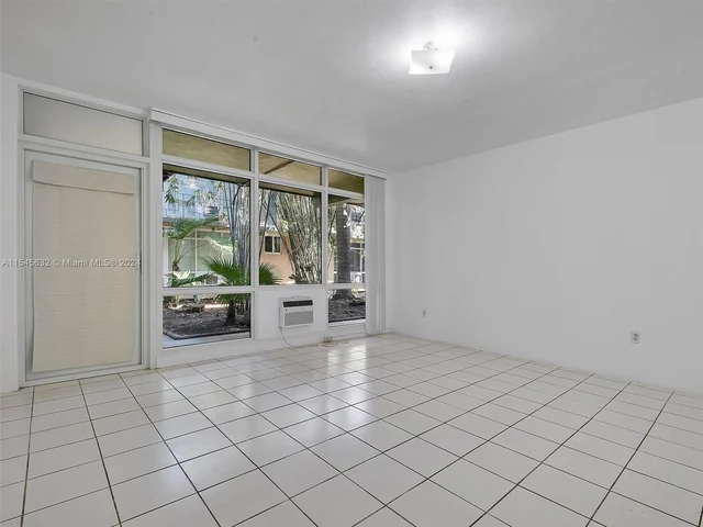 1850 Meridian Ave # 9, Miami Beach FL 33139