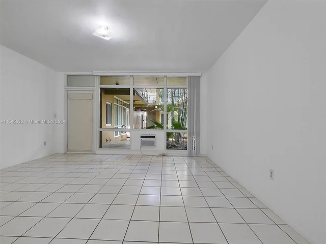 1850 Meridian Ave # 9, Miami Beach FL 33139