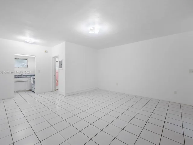 1850 Meridian Ave # 9, Miami Beach FL 33139