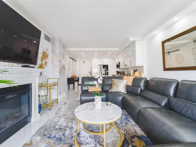 1980 S Ocean Dr # 14B, Hallandale Beach FL 33009