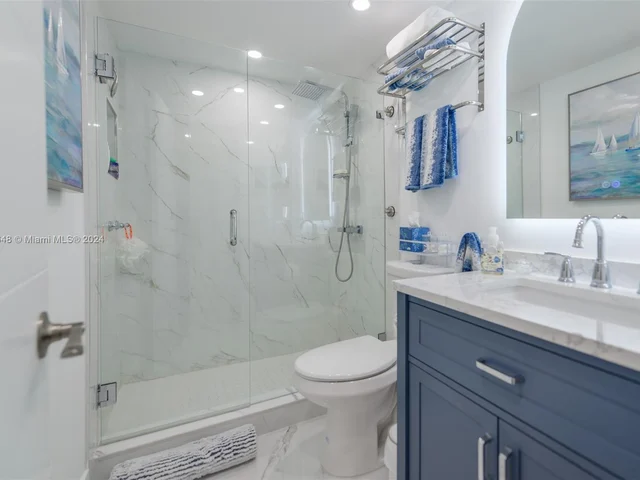 1980 S Ocean Dr # 14B, Hallandale Beach FL 33009