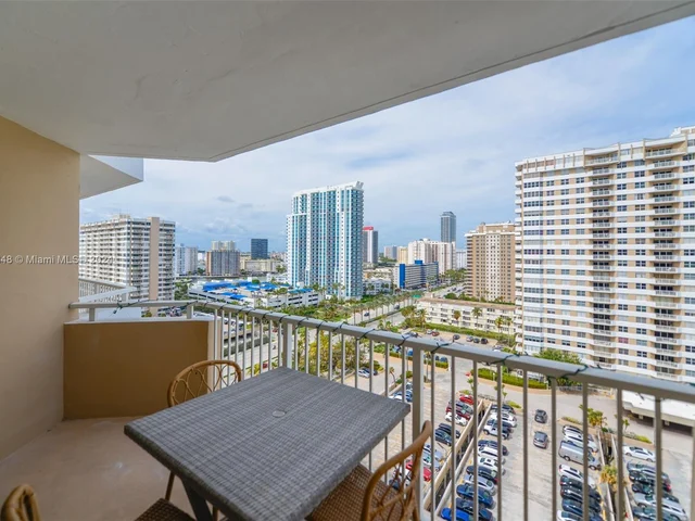 1980 S Ocean Dr # 14B, Hallandale Beach FL 33009