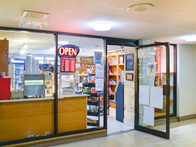 1980 S Ocean Dr # 14B, Hallandale Beach FL 33009