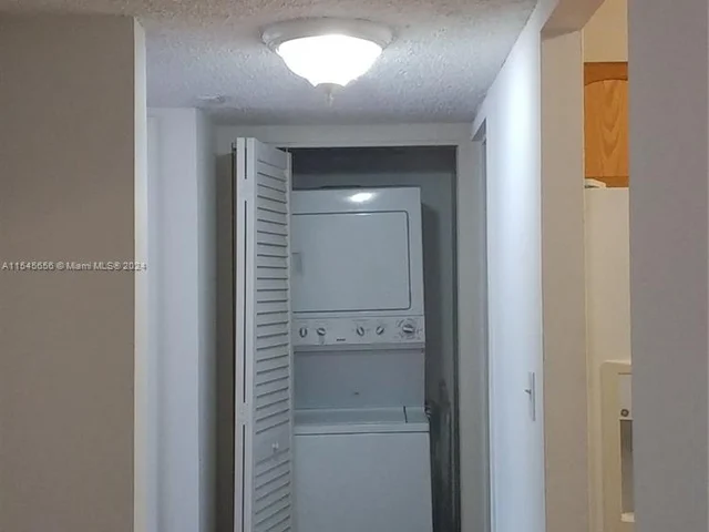 5901 Washington St # 245, Hollywood FL 33023