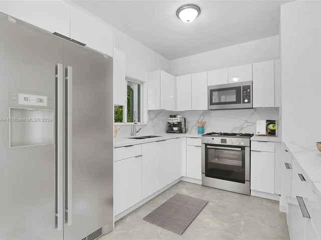 1536 NE 111 ST # 2, Miami FL 33161