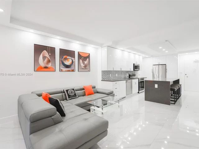 1980 S Ocean Dr # 18K, Hallandale Beach FL 33009