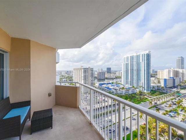 1980 S Ocean Dr # 18K, Hallandale Beach FL 33009