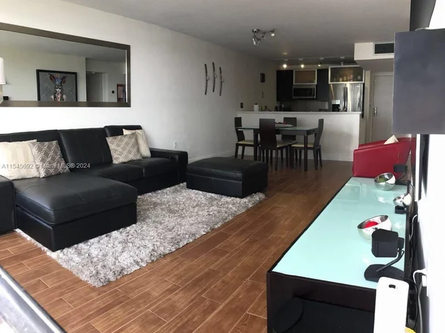 600 NE 36th ST # 1207, Miami FL 33137