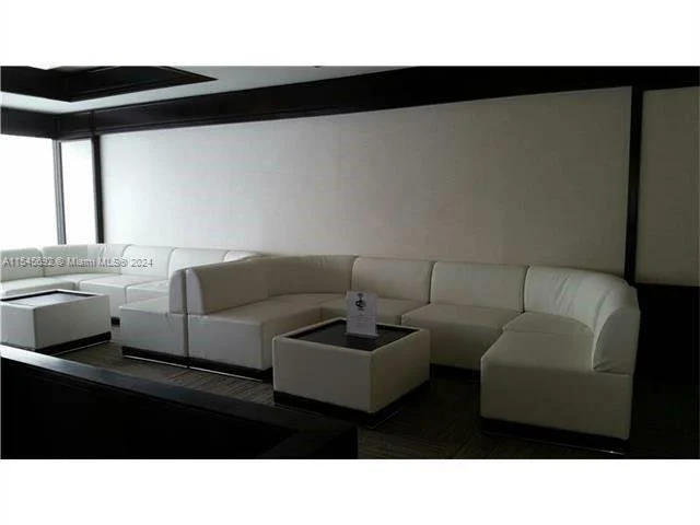 600 NE 36th ST # 1207, Miami FL 33137