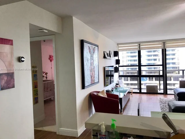 600 NE 36th ST # 1207, Miami FL 33137