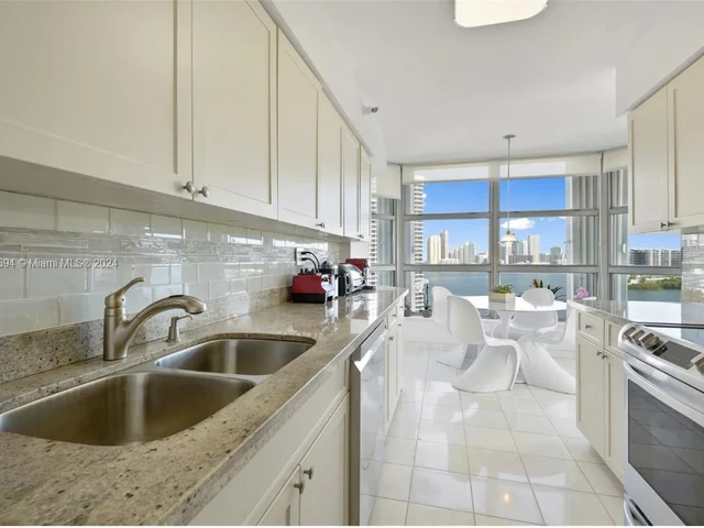 3400 NE 192nd St # 1601, Aventura FL 33180