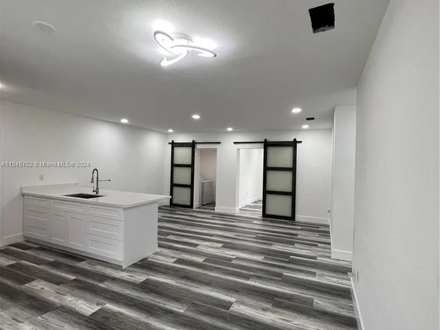 17621 NW 42nd Ave, Miami Gardens FL 33055