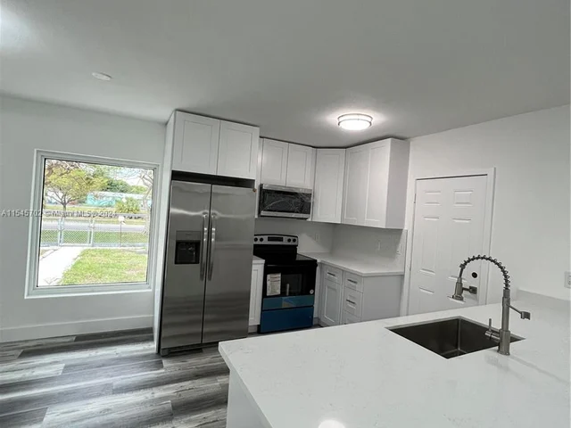 17621 NW 42nd Ave, Miami Gardens FL 33055