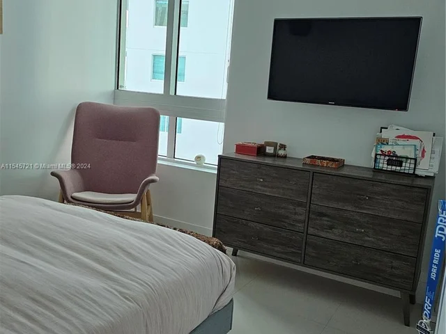 1900 N Bayshore Dr # 1803, Miami FL 33132