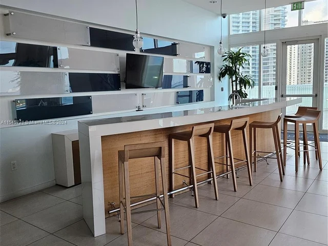 1900 N Bayshore Dr # 1803, Miami FL 33132