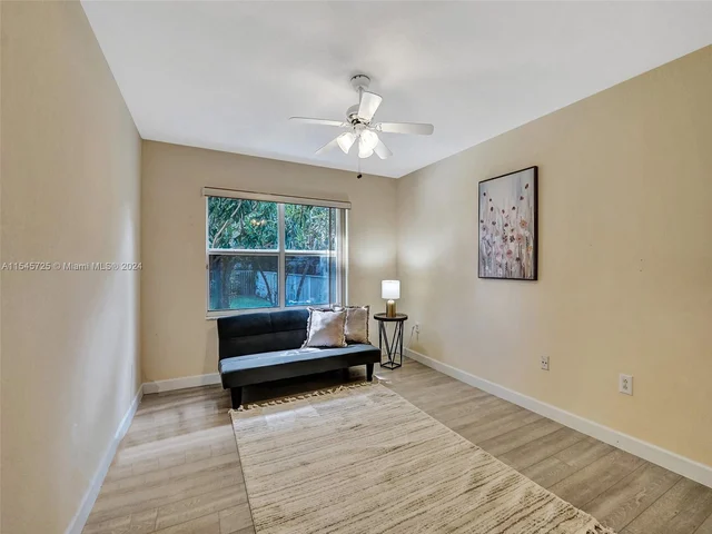 16752 NW 12th Ct, Pembroke Pines FL 33028